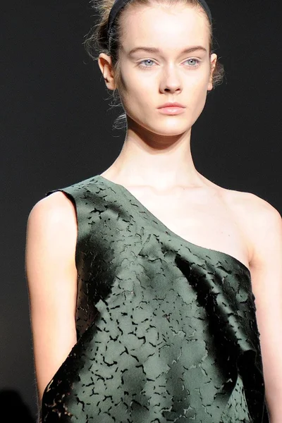 Look 34